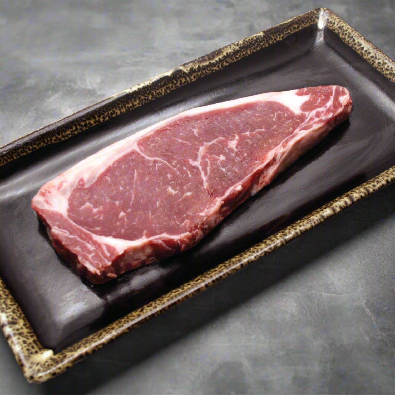 Hokkaido Holstein Striploin Steak (Portion Cut) เนื้อฮอกไกโด โฮลสไตน์ สตริปลอยน์ สเต็ค