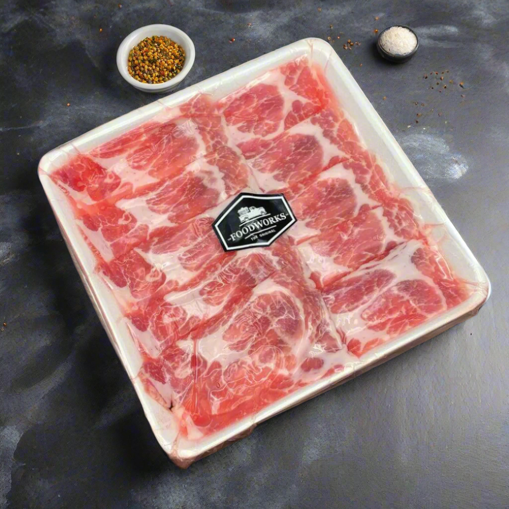 Kagoshima Kurobuta Pork Boston Butt Shabu Shabu สันคอหมูคาโกชิม่า คุโรบูตะ สไลซ์ชาบู 200g/pack